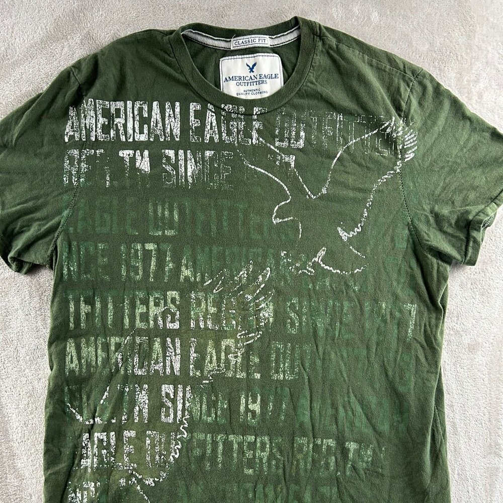 American Eagle T-Shirt Mens Size M Garden Green Short Sleeve Fit